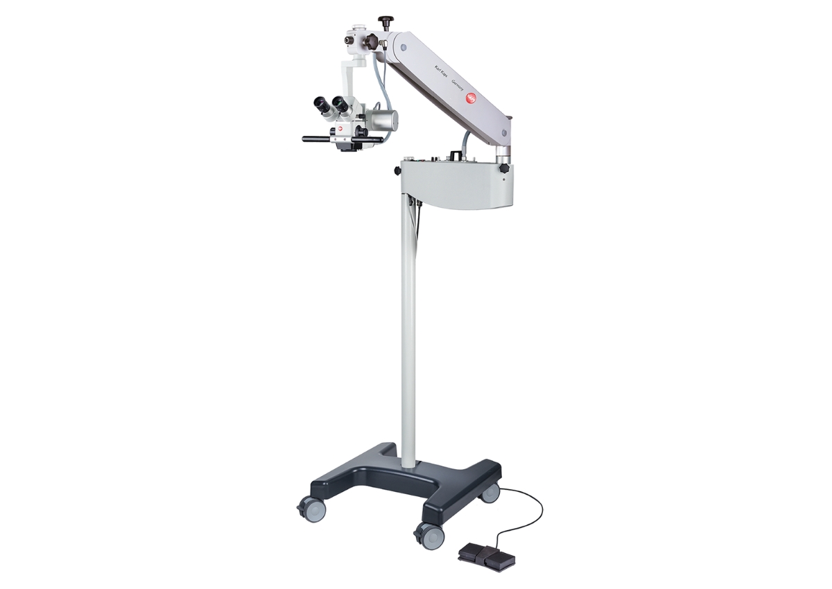 Kaps Som 62-Operating Microscope